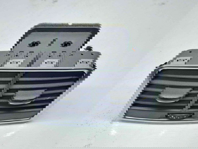  Grila aerisire spate Audi A6 (4F2, C6) [Fabr 2004-2010] 4F0819203B