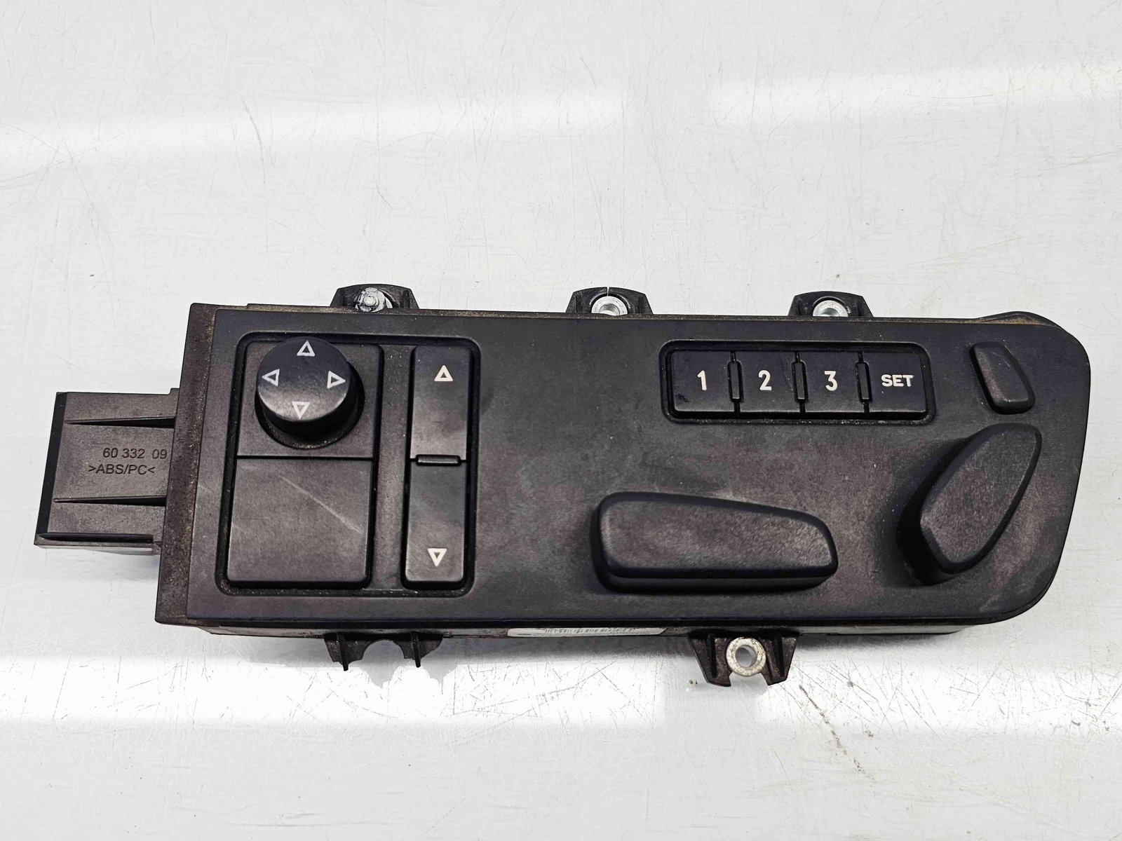 Butoane comenzi scaune Volkswagen Phaeton (3D) [Fabr 2002-2016] 3D0959765K - imagine 3