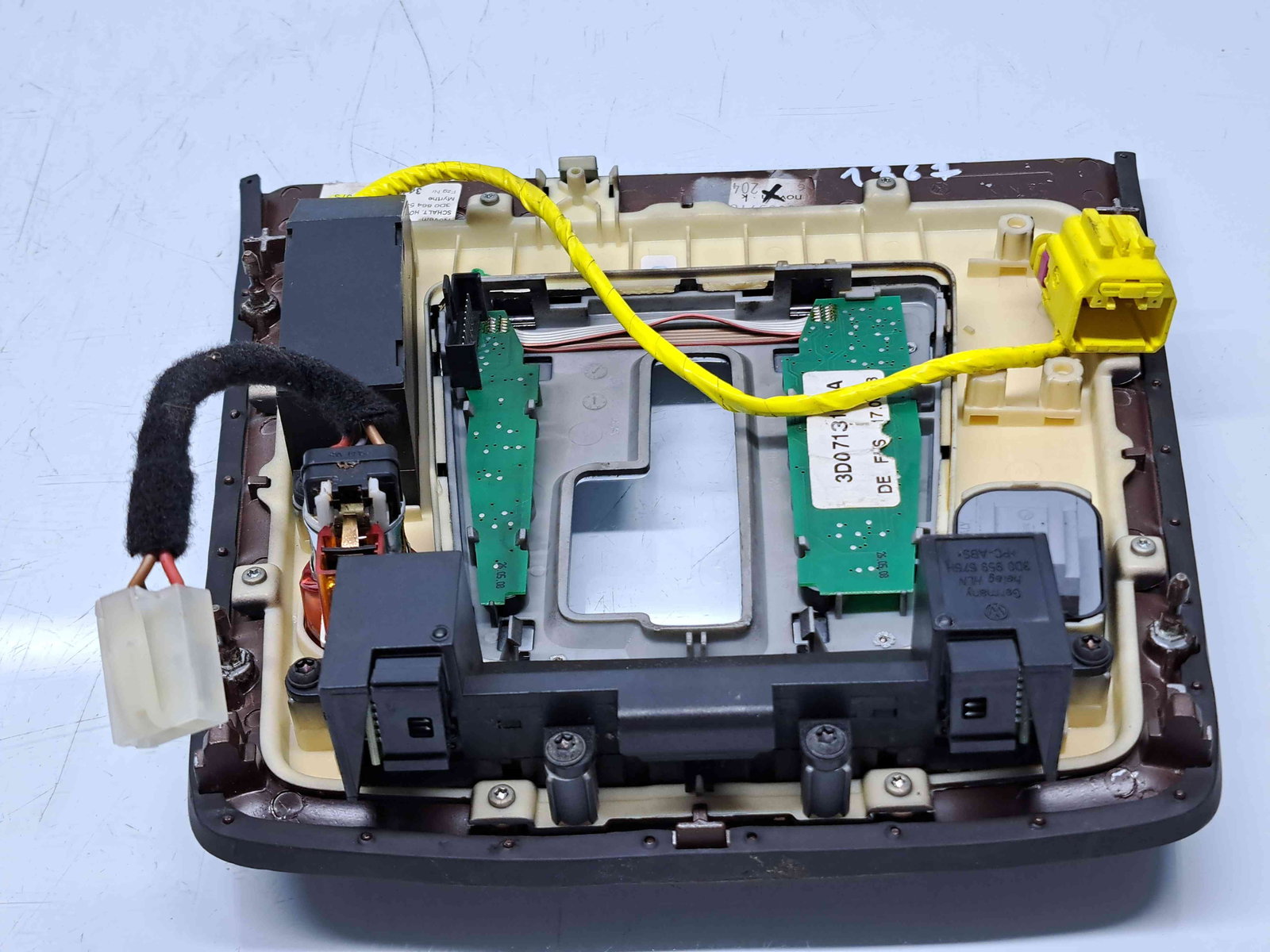 Consola centrala Volkswagen Phaeton (3D) [Fabr 2002-2016] 3D0864533 - imagine 4