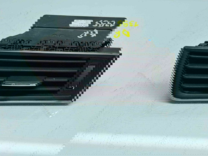  Grila aerisire dreapta Skoda Superb III Combi (3V5) [Fabr 2015-2024] 3V0819702D