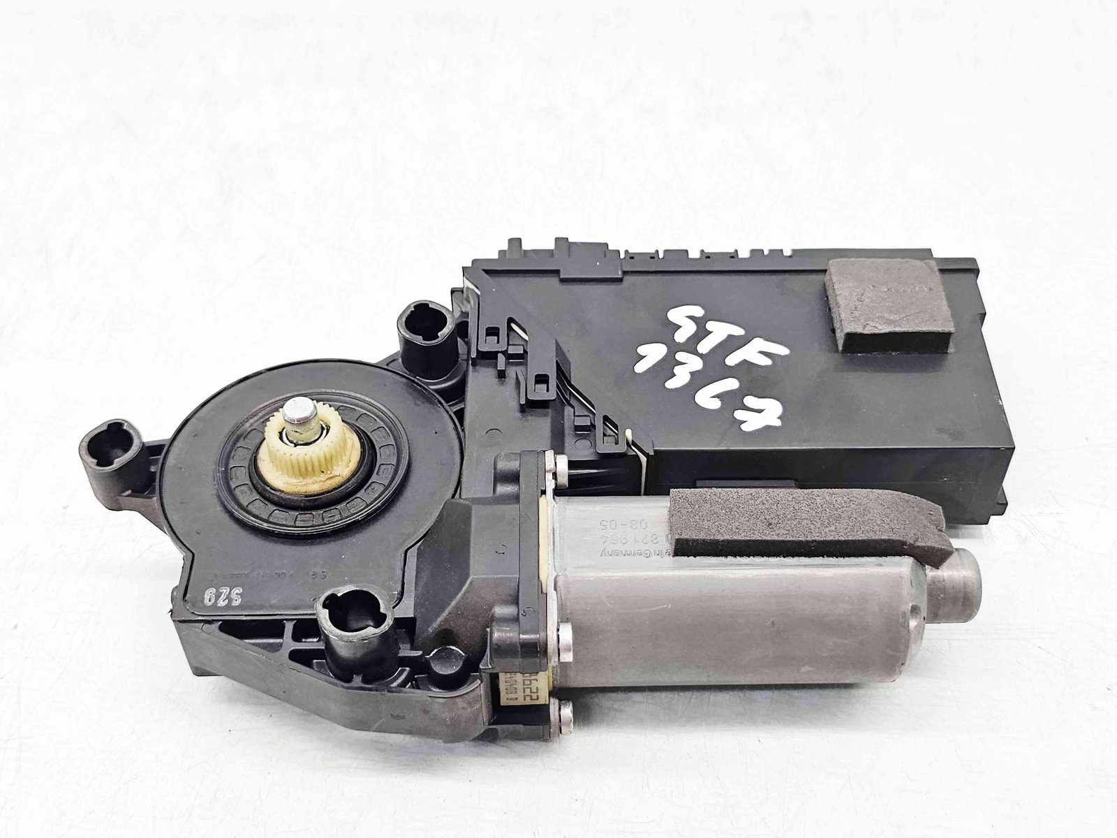 Motoras geam stanga fata Volkswagen Phaeton (3D) [Fabr 2002-2016] 3D1959701L