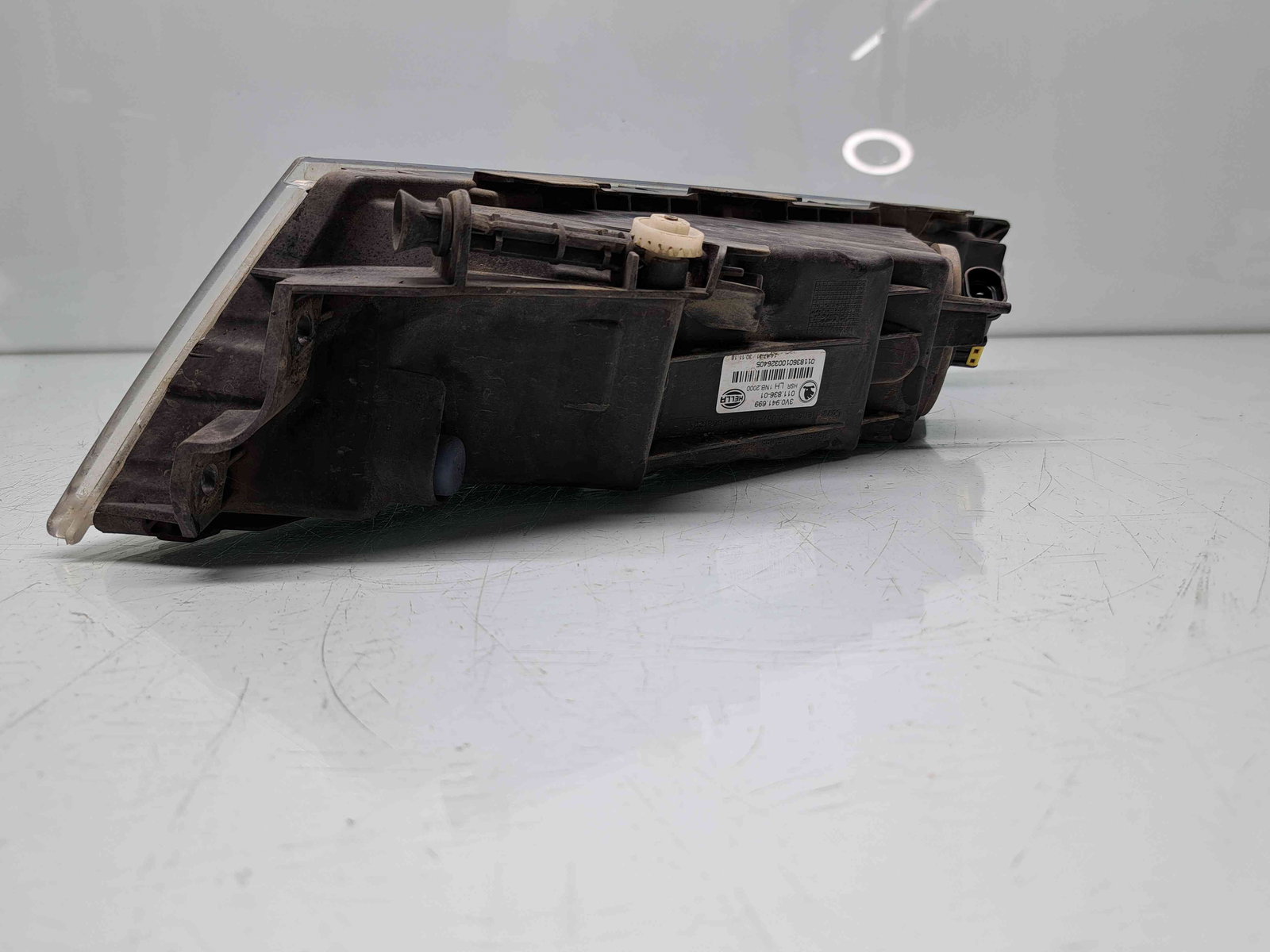 Proiector ceata stanga Skoda Superb III Combi (3V5) [Fabr 2015-2024] 3V0941699 - imagine 2