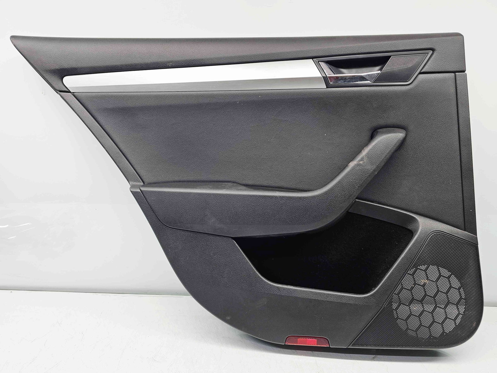 Tapiterie usa stanga spate Skoda Superb III Combi (3V5) [Fabr 2015-2024] 3V9867023B - imagine 1