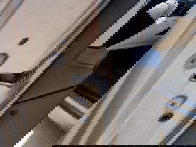 Broasca usa stanga fata PEUGEOT 407 [Fabr 2004-2010] 2.0 HDI RHR 100 KW / 136 CP