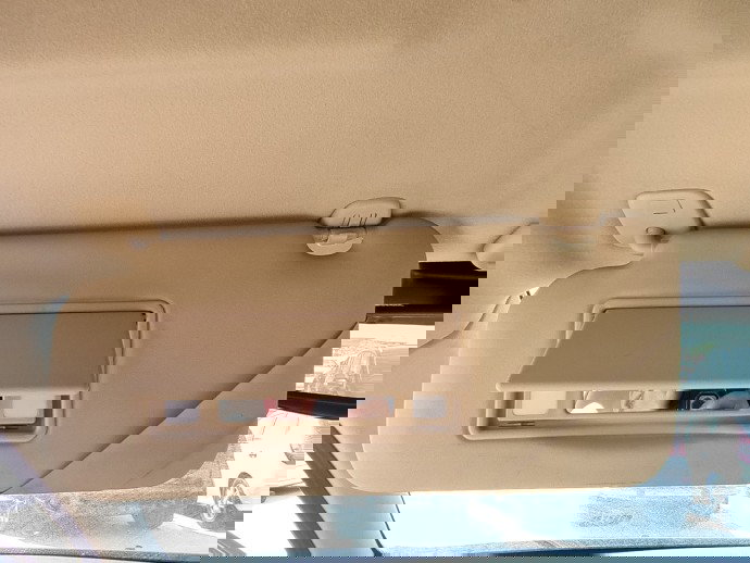 Parasolar stanga PEUGEOT 407 [Fabr 2004-2010] 2.0 HDI RHR 100 KW / 136 CP