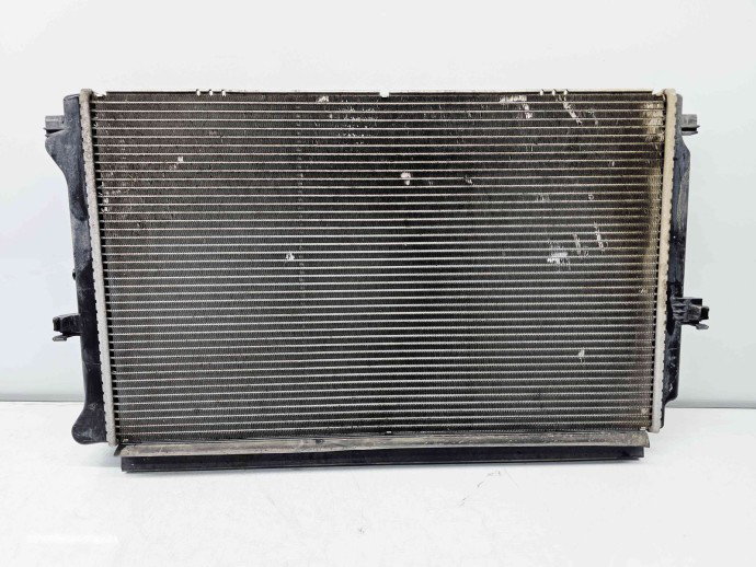 Radiator apa  Volkswagen Golf 7 (5G) [Fabr 2014-prezent] 5Q0121251GD 2.0 TDI DFGA 110KW / 150CP