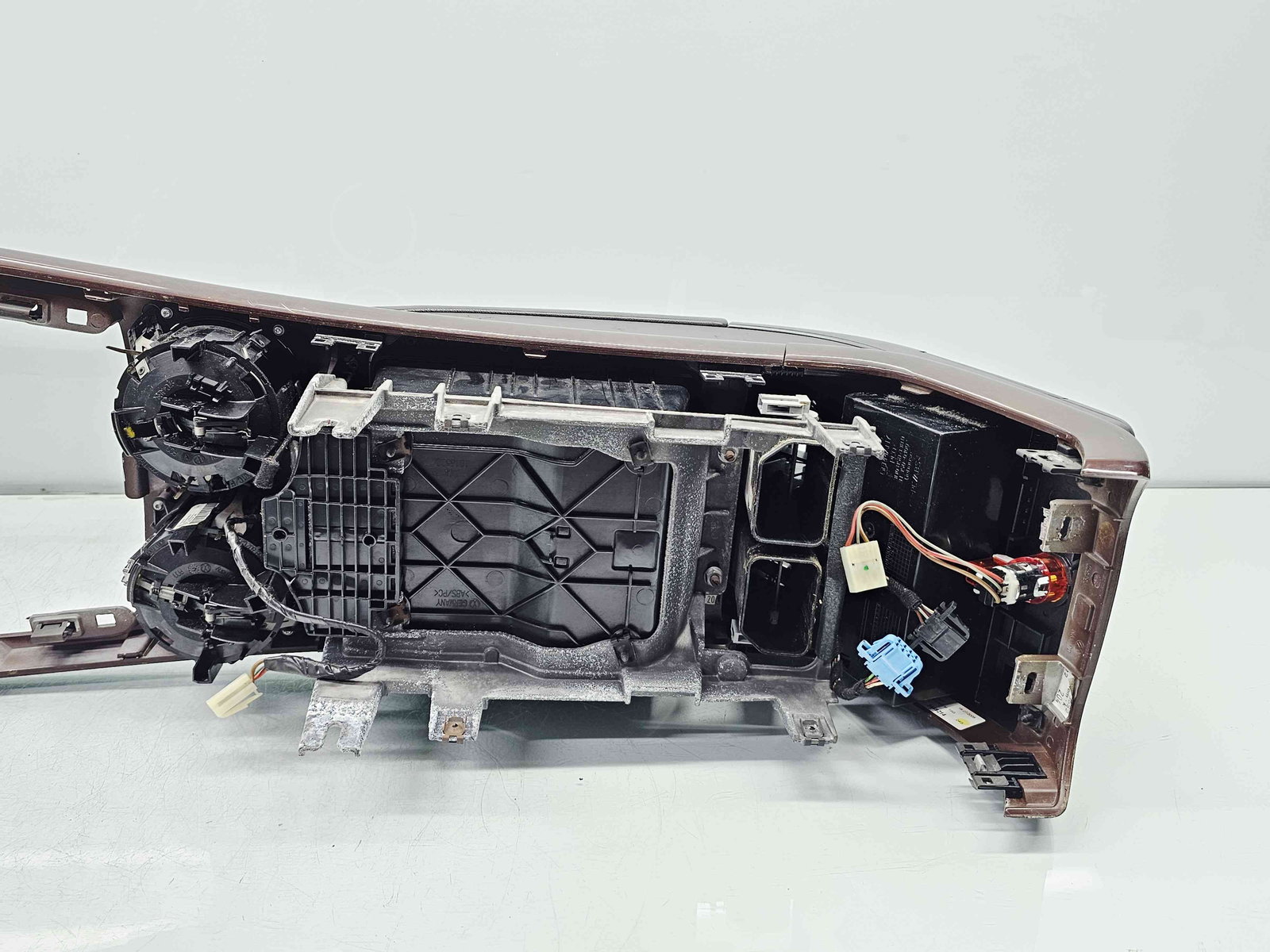 Cotiera Volkswagen Phaeton (3D) [Fabr 2002-2016] OEM - imagine 6