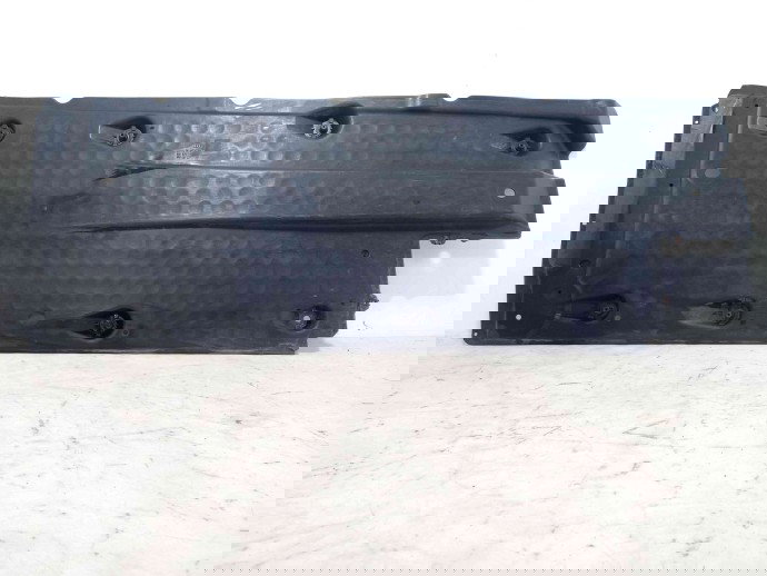 Scut lateral stanga 1K0825211 Skoda Octavia 1.6 CLHA 2012-2022