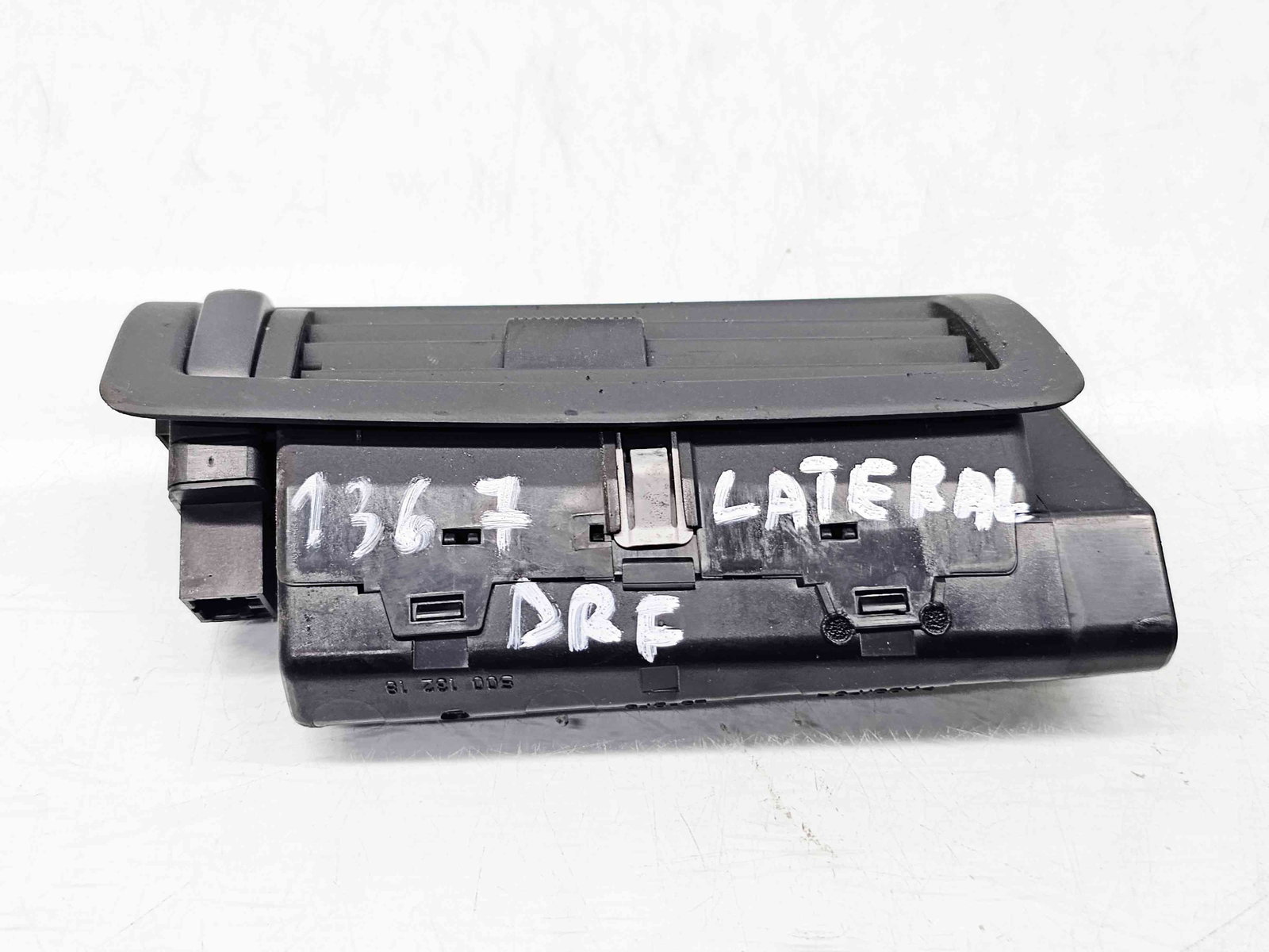 Grila aerisire dreapta Volkswagen Phaeton (3D) [Fabr 2002-2016] 3D0919202D - imagine 2