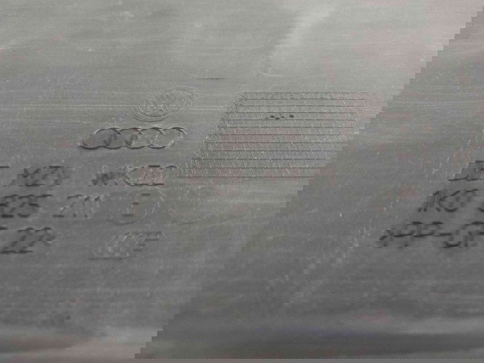 Scut lateral stanga 1K0825211 Skoda Octavia 1.6 CLHA 2012-2022