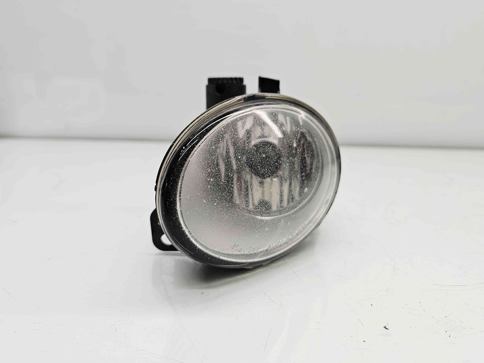 Proiector ceata dreapta Volkswagen Phaeton (3D) [Fabr 2002-2016] 3D0941700C