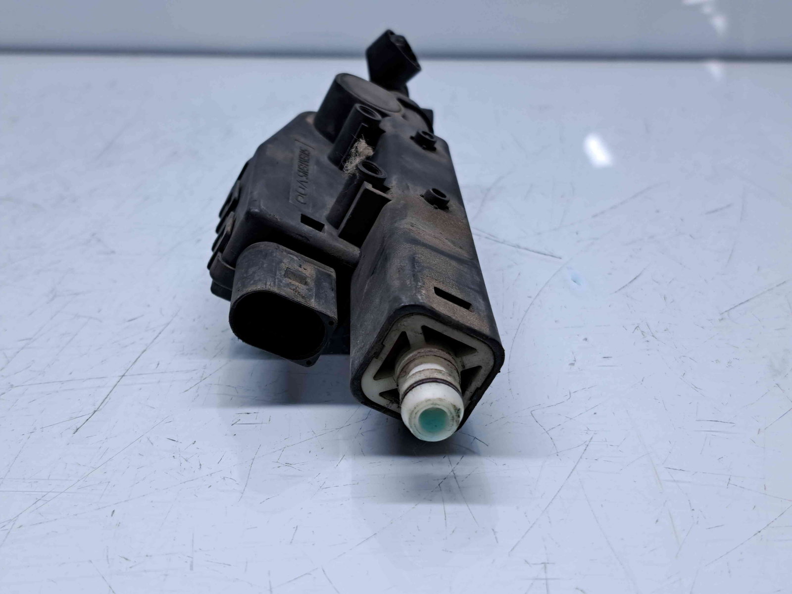 Spalator far stanga Volkswagen Phaeton (3D) [Fabr 2002-2016] 3D0955978B - imagine 3