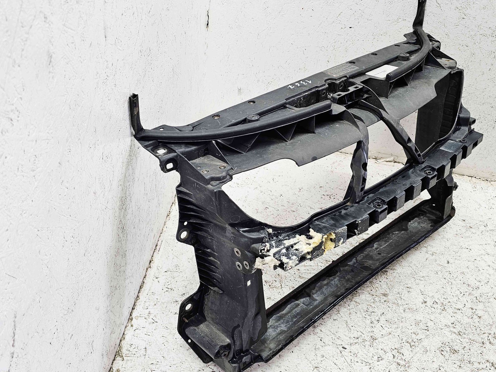 Trager Volkswagen Phaeton (3D) [Fabr 2002-2016] OEM - imagine 3