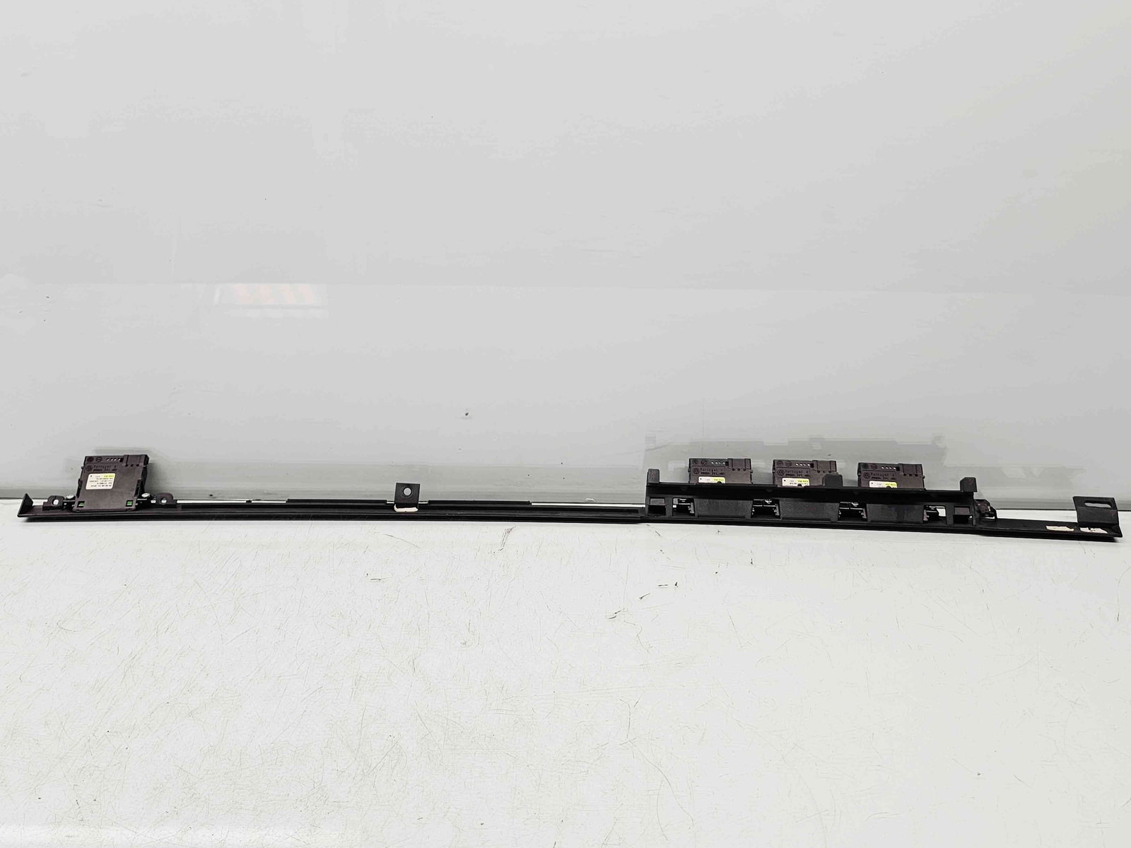 Trimuri bord Volkswagen Phaeton (3D) [Fabr 2002-2016] 3D1858336E - imagine 4