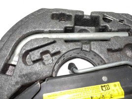 Set cric si cheie OEM Skoda Octavia 1.6 CLHA 2012-2022