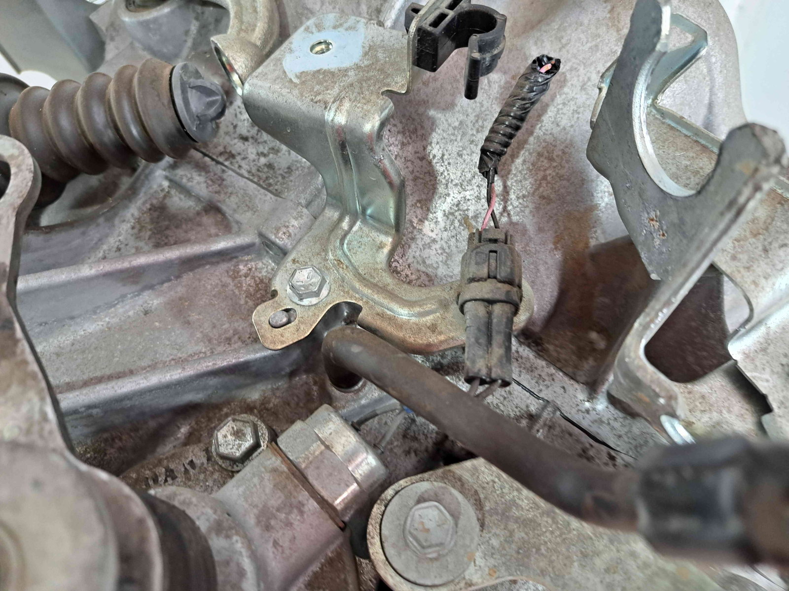 Cutie viteze manuala 5 trepte SUZUKI Swift 3 M-Hybrid [Fabr 2016-2024] 0K04135A80 1.2 hibrid K12D 61KW / 83CP - imagine 8