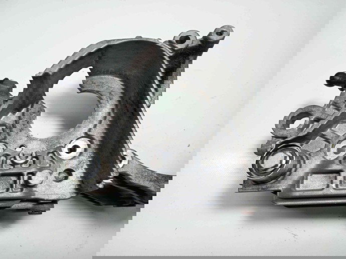 Suport accesorii 04L903143B Skoda Octavia 1.6 CLHA 2012-2022