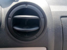 Grila aerisire centrala dreapta Dacia Logan (LS) [Fabr 2004-2012] 1.4 Benz K7J710 55KW / 75CP