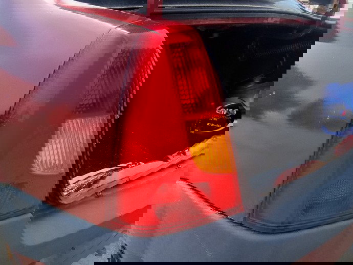 Stop aripa stanga Dacia Logan (LS) [Fabr 2004-2012] 1.4 Benz K7J710 55KW / 75CP