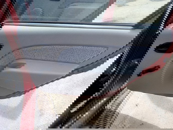 Tapiterie usa stanga spate Dacia Logan (LS) [Fabr 2004-2012] 1.4 Benz K7J710 55KW / 75CP