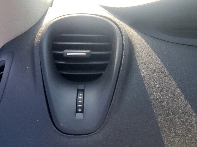 Grila aerisire stanga Renault Grand Scenic 2 [Fabr 2003-2008] 1.9 CDI F9Q803  96KW / 130CP