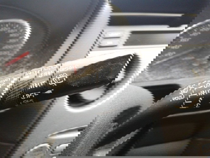 Maneta stergatoare Mazda 6 2.0 benz LF17-104 KW OEM 2002-2007