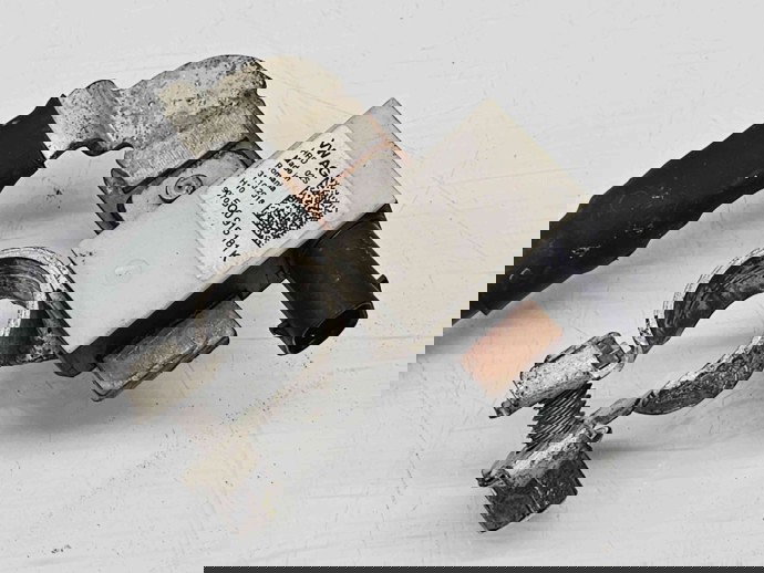  Borna baterie (-) Skoda Superb III Combi (3V5) [Fabr 2015-2024] 5Q0915181 