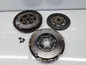 Kit ambreiaj volanta masa dubla Skoda Superb III Combi (3V5) [Fabr 2015-2024] 124069710 2.0 TDI DFGA 110KW / 150CP