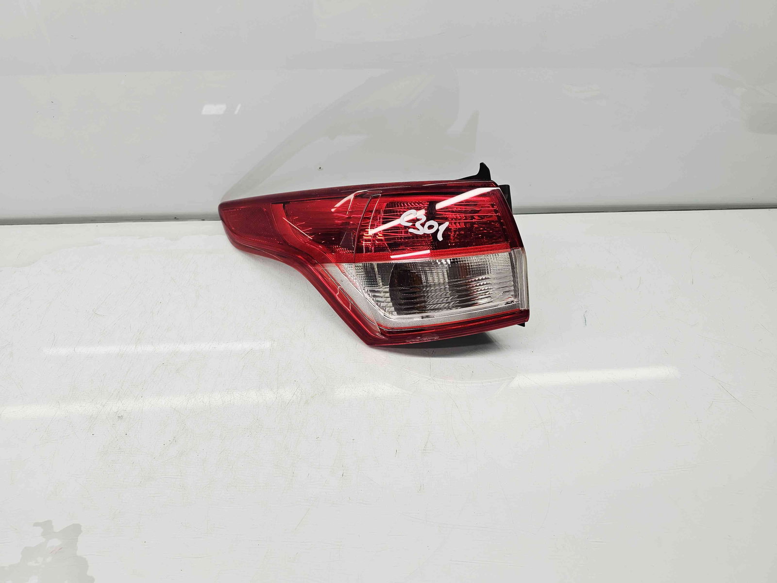 Stop aripa stanga Ford Kuga II [Fabr 2012-prezent] CV4413405 - imagine 1