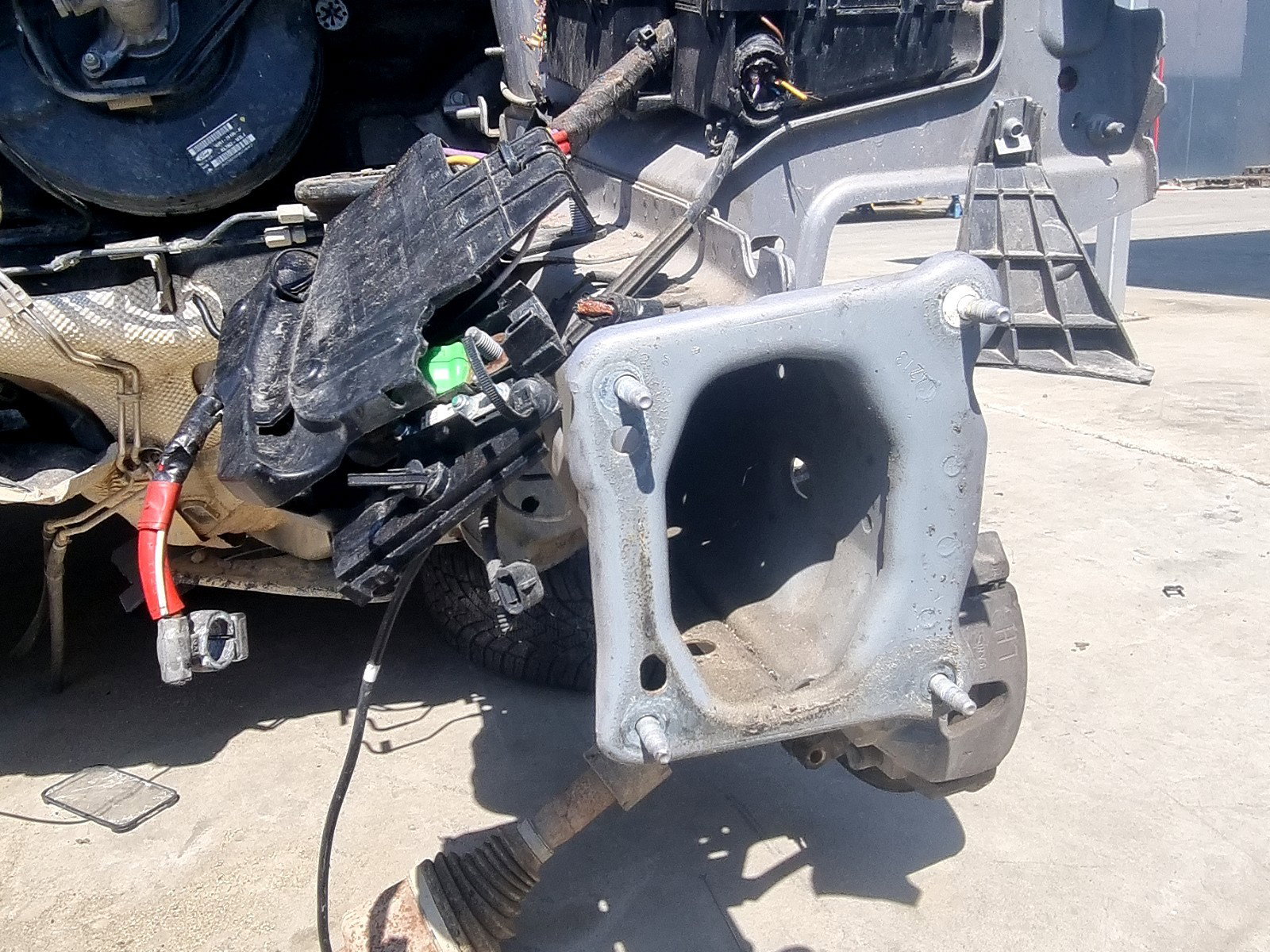 Cap lonjeron stanga Ford Grand C-Max (CB7) [Fabr 2010-2015] 2.0 TDCI UFWA 120 KW / 163 CP - imagine 1