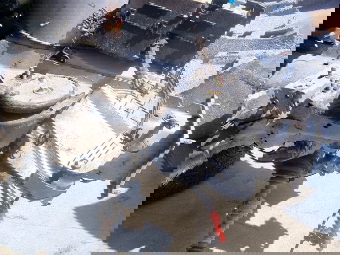 Cap lonjeron stanga Ford Grand C-Max (CB7) [Fabr 2010-2015] 2.0 TDCI UFWA 120 KW / 163 CP