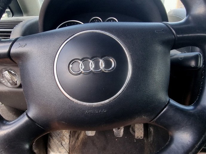 Airbag volan AUDI A2 (8Z0) [Fabr 2000-2005] 1.4 TDI ATL 66KW / 90CP