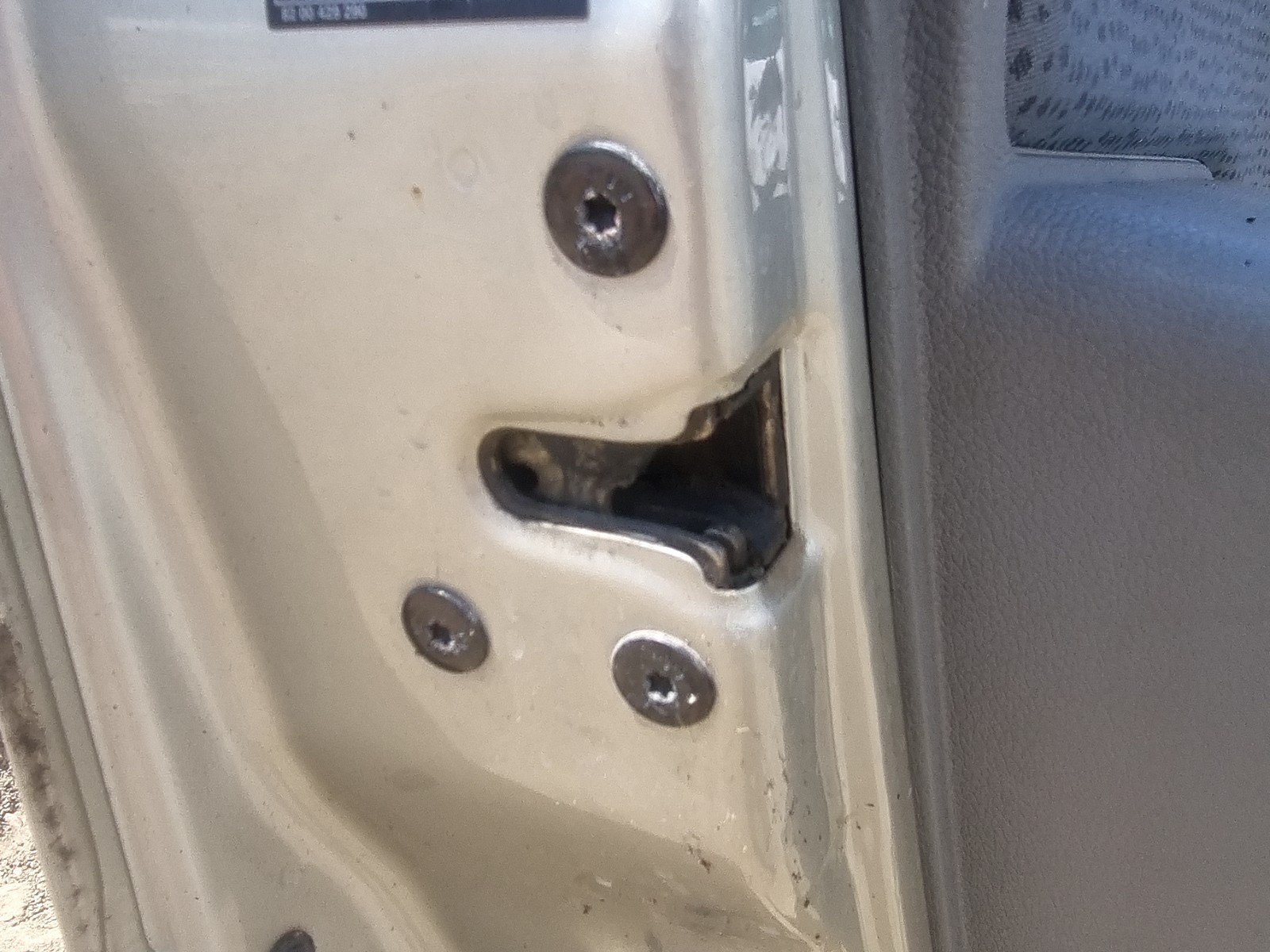 Broasca usa stanga spate Dacia Logan (LS) [Fabr 2004-2012] 1.6 B K7M-F7 64KW / 87CP