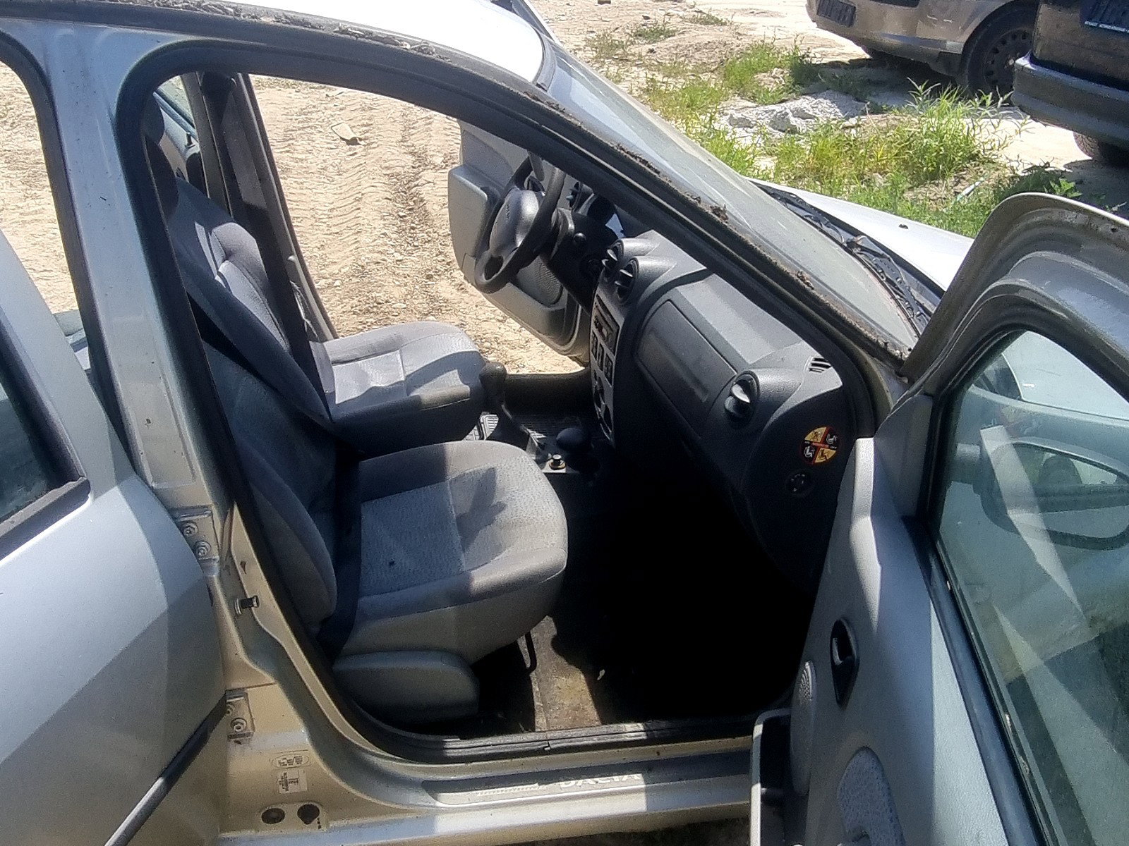 Cheder usa dreapta fata Dacia Logan (LS) [Fabr 2004-2012] 1.6 B K7M-F7 64KW / 87CP