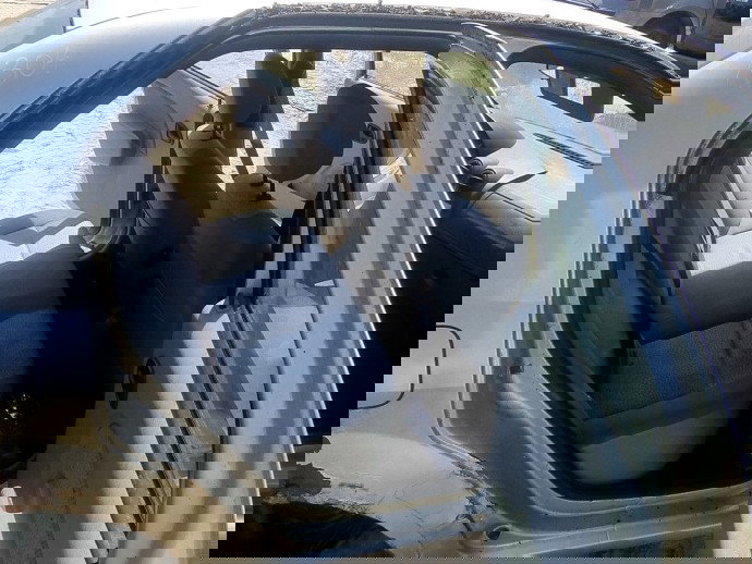 Cheder usa dreapta spate Dacia Logan (LS) [Fabr 2004-2012] 1.6 B K7M-F7 64KW / 87CP