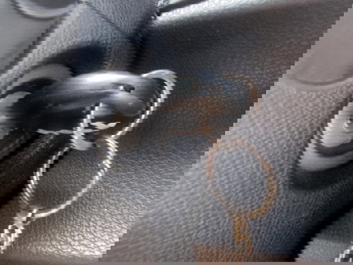 Contact cu cheie Dacia Logan (LS) [Fabr 2004-2012] 1.6 B K7M-F7 64KW / 87CP