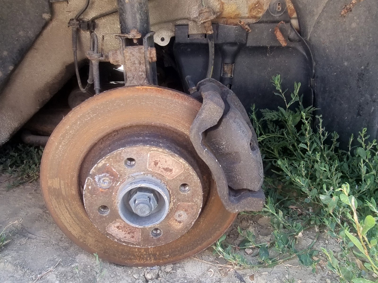 Fuzeta spate dreapta Dacia Logan (LS) [Fabr 2004-2012] 1.6 B K7M-F7 64KW / 87CP