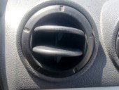 Grila aerisire centrala stanga Dacia Logan (LS) [Fabr 2004-2012] 1.6 B K7M-F7 64KW / 87CP