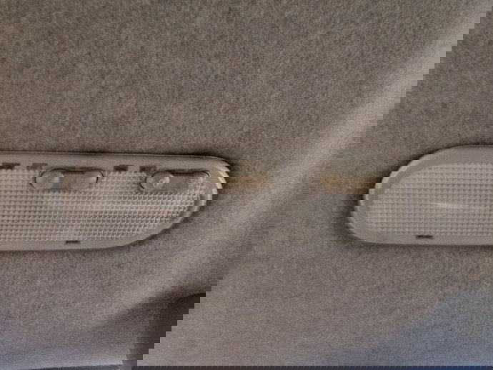 Plafoniera fata Dacia Logan (LS) [Fabr 2004-2012] 1.6 B K7M-F7 64KW / 87CP