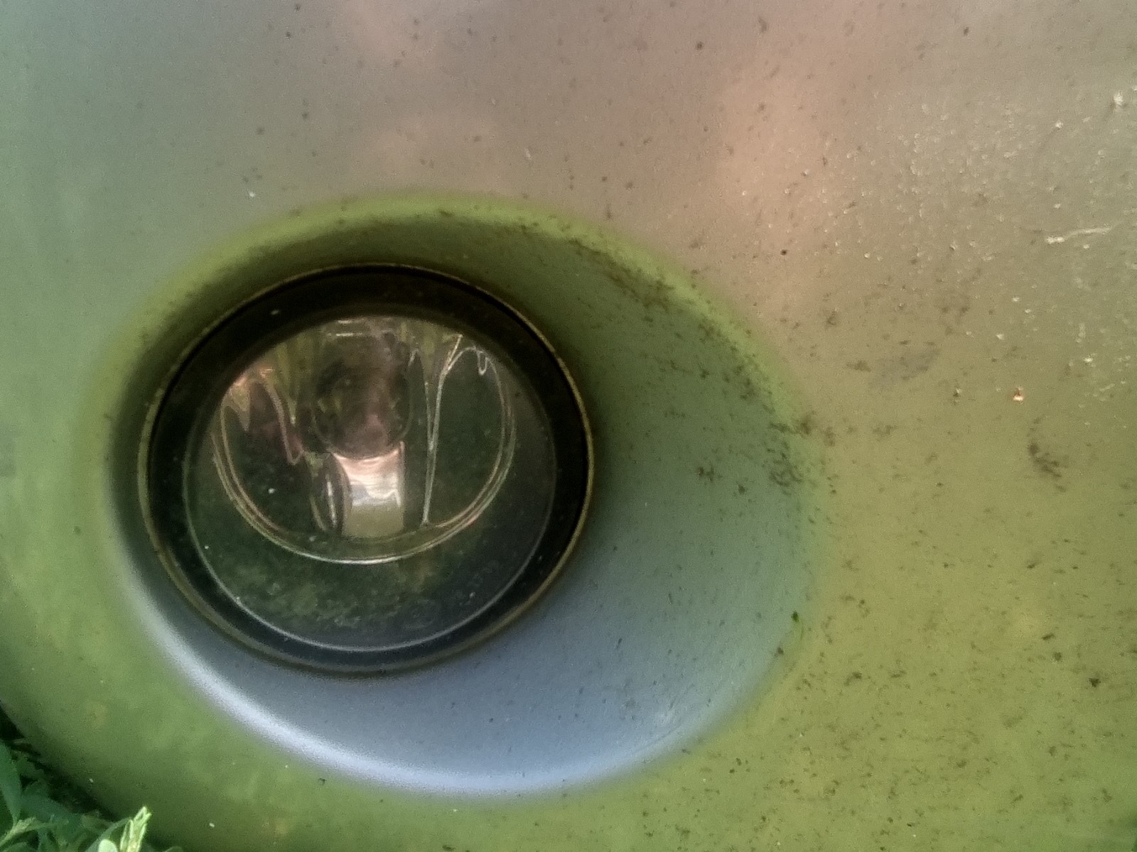 Proiector ceata dreapta Dacia Logan (LS) [Fabr 2004-2012] 1.6 B K7M-F7 64KW / 87CP