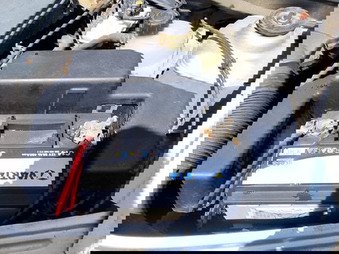 Capac carcasa ECU Dacia Logan (LS) [Fabr 2004-2012] 48KW / 65CP