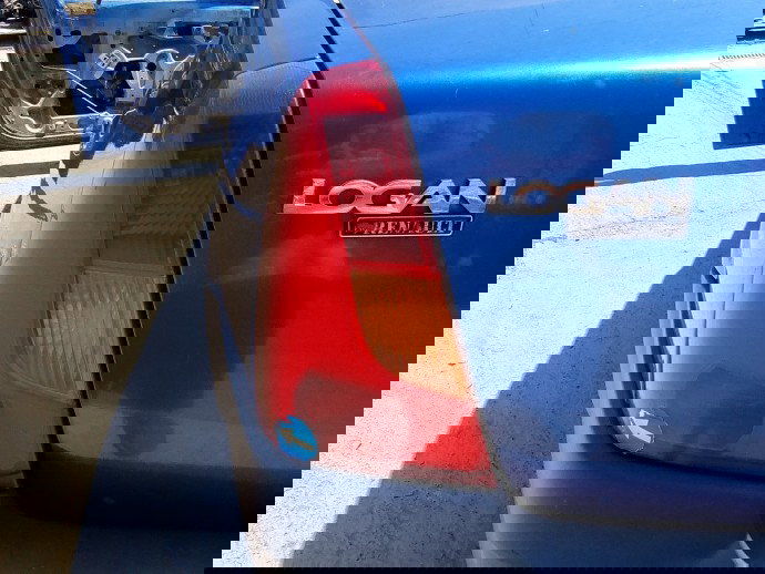 Stop aripa stanga Dacia Logan (LS) [Fabr 2004-2012] 48KW / 65CP