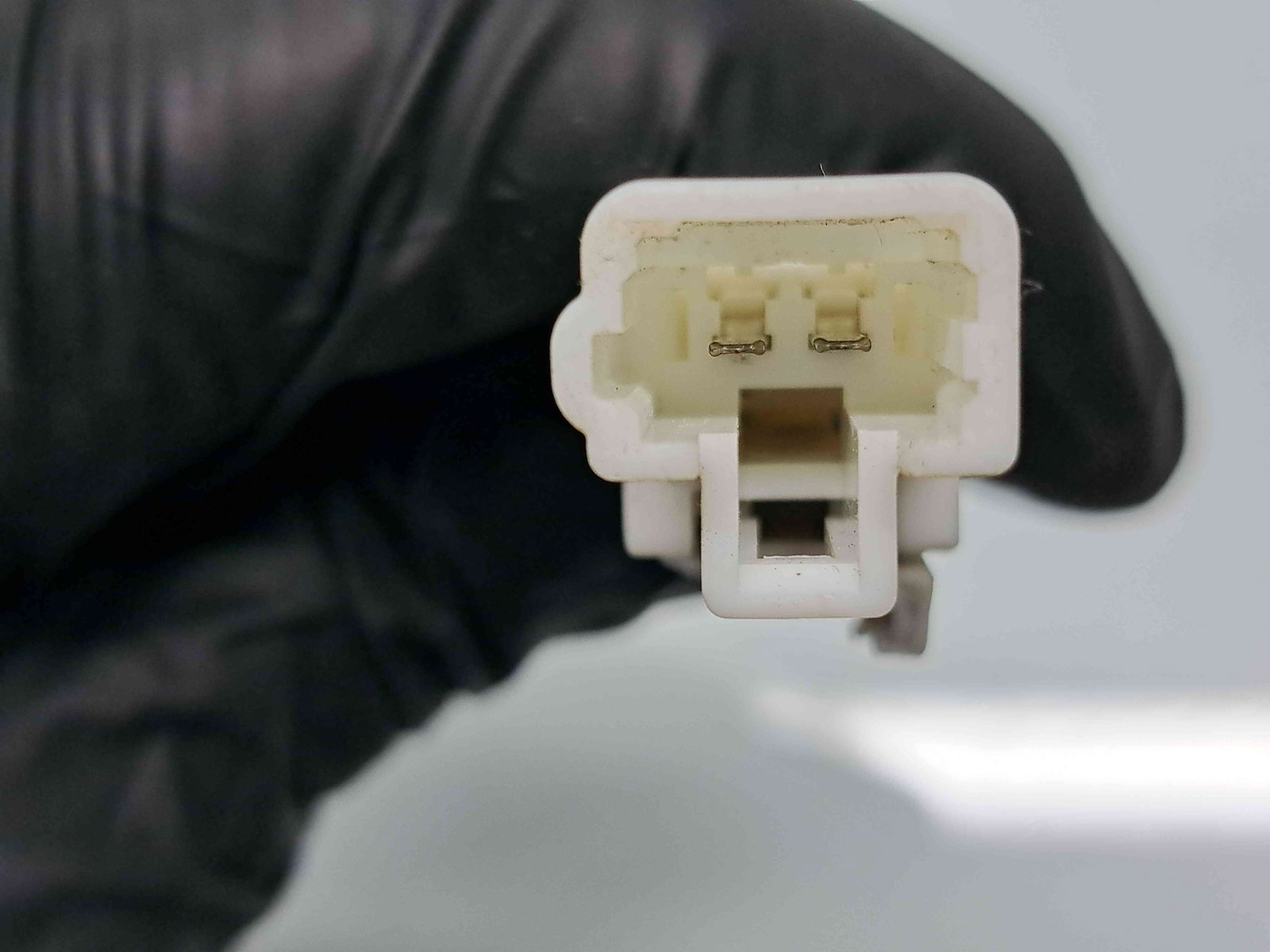 Capsa centura dreapta fata Hyundai i30 (FD) [Fabr 2007-2012] OEM - imagine 4