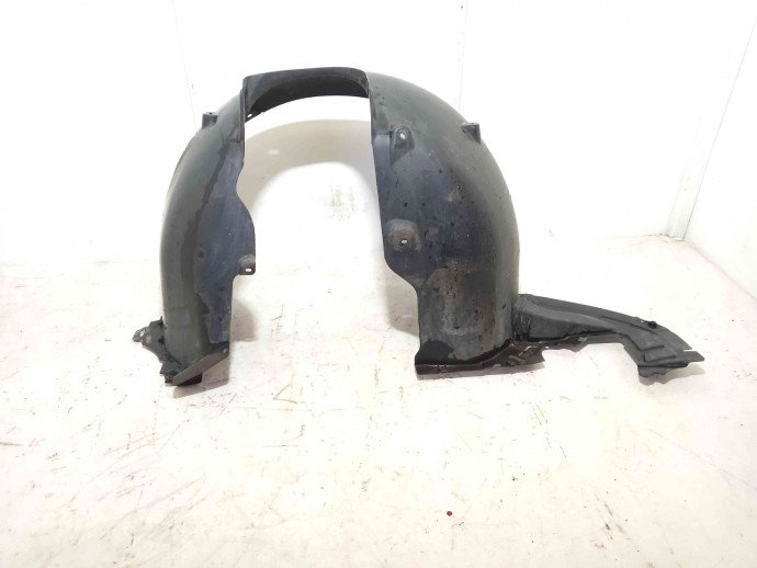 Carenaj roata stanga fata 5E0809957D Skoda Octavia 1.6 CLHA 2012-2022
