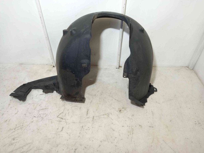 Carenaj roata dreapta fata 5E0809958 Skoda Octavia 1.6 CLHA 2012-2022