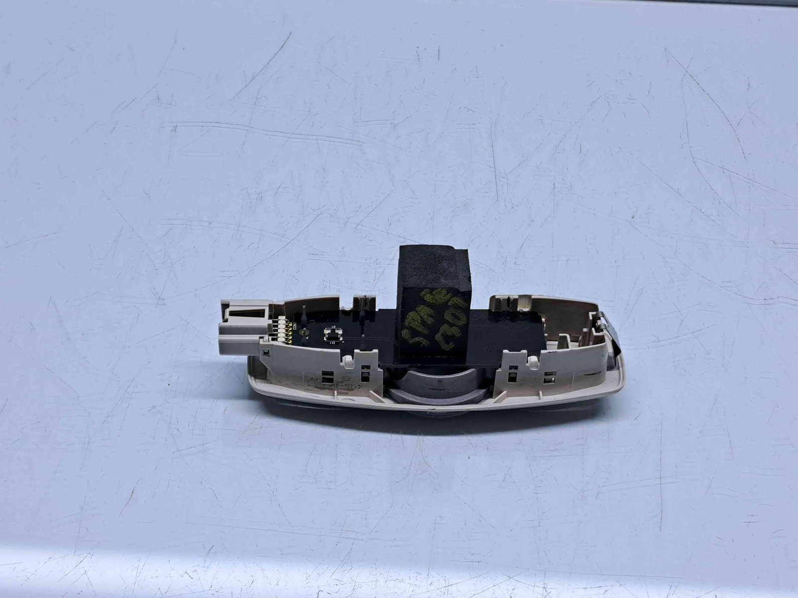 Plafoniera spate Ford Kuga II [Fabr 2012-prezent] CJ5A-13K767-BF3AM1 - imagine 2