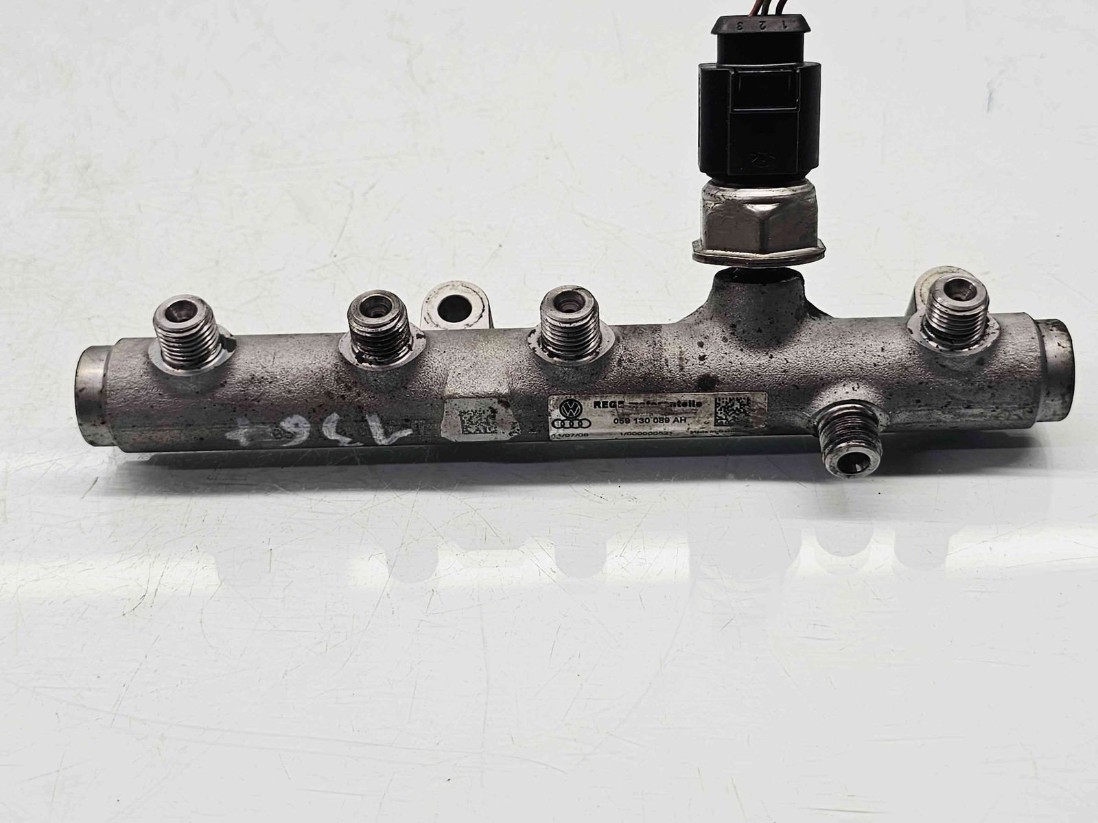 Rampa injectoare Volkswagen Touareg (7LA, 7L6) [Fabr 2003-2010] 059130089AH 3.0 TDI CEXA 176KW / 239CP