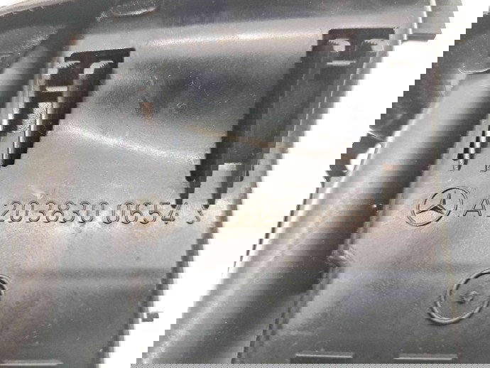  Grila aerisire dreapta Mercedes Clasa C Coupe (CL203) [Fabr 2001-2011] A2038300654