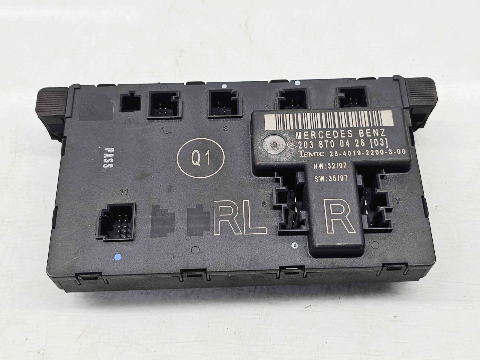 Modul confort Mercedes Clasa C Coupe (CL203) [Fabr 2001-2011] 203 870 04 26 - imagine 1