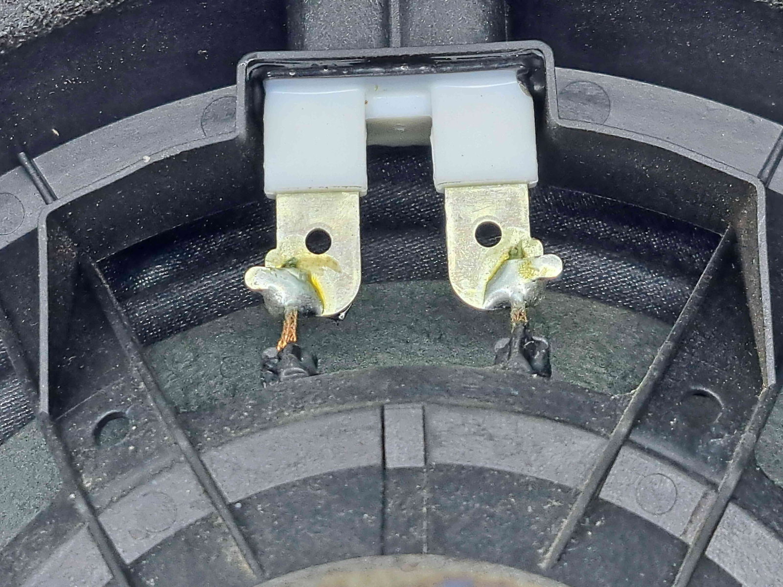 Boxa stanga spate Nissan X-Trail (T32) [Fabr 2013-prezent] 281563SG0A - imagine 4